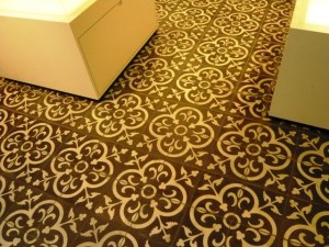 sometimes it is good to look at the floor...it´s like a painting